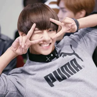 😉 39843c59 男人, 人, 和平, 青年, 风格, 彪马 telegram sticker