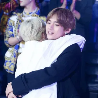 ❤️ 5c7da9e1 拥抱, 友谊, 爱意, 搂抱, 人们 telegram sticker