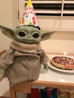 🦎 102d35db Grogu The Mandalorian Happy Birthday โกรกู, เบบี้ โยดา, วันเกิด, เค้ก, สตาร์ วอร์ส, เดอะ แมนดาลอเรียน, ปาร์ตี้ telegram sticker