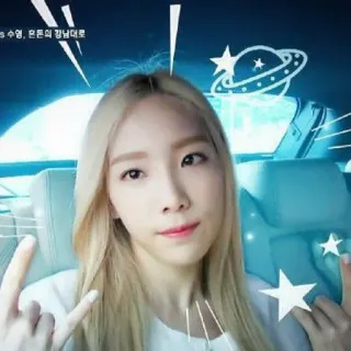 🤘 0b5952ea woman, peace sign, blonde, korean, celebrity, star telegram sticker