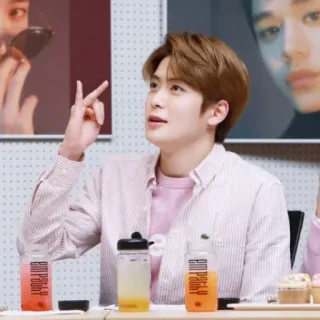 🦅 741e4758 telegram sticker