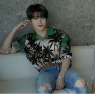 🦅 dad0827a ผู้ชาย, kpop, ภาพเหมือน, ลำลอง, สไตล์, เอเชีย telegram sticker