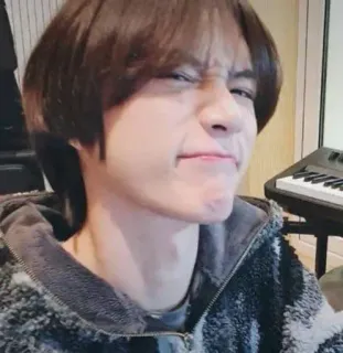 🌟 17f1a040 telegram sticker