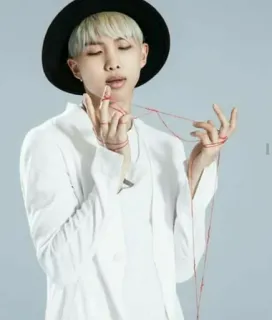 🙄 11aa3fc2 RM RM, K-Pop, BTS, Musicista, Idolo, Cantante, Ritratto telegram sticker