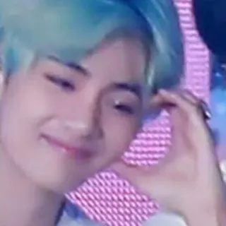 😅 42a1bb39 kpop, idol, penyanyi, love sign jari, rambut biru, asia, pria, orang telegram sticker