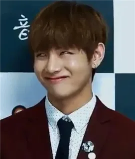 🙄 7fb83b39 V Kpop, Idol, Sänger, Gesichtsausdruck, Grimasse, gutaussehend telegram sticker