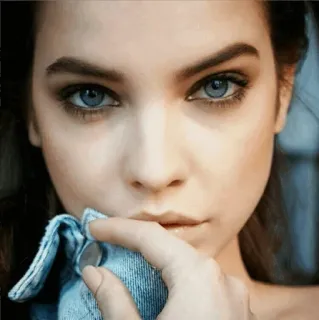 😐 6acfb3c9 mujer, retrato, ojos azules, modelo, belleza whatsapp sticker