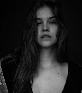 🙂 f550f72d mujer, retrato, modelo, blanco y negro, persona, femenino whatsapp sticker