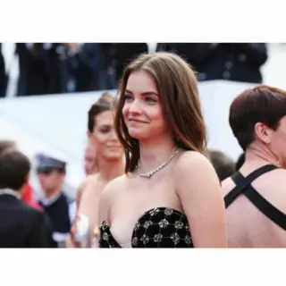 🌙 1ef2692f 여자, 모델, 여배우, 드레스, 목걸이, 연예인, 행사 telegram sticker