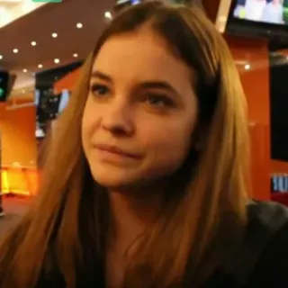 🌸 a1f6d41f ผู้หญิง, ผมสีน้ำตาลเข้ม, คน, ในร่ม telegram sticker