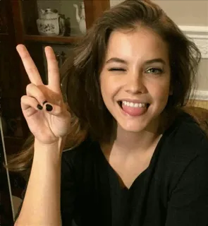 ✨ fe3727b6 Frau, Friedenszeichen, Zwinkern, Lächeln, Porträt telegram sticker