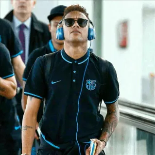 😐 9f64073e Neymar jogador de futebol, atleta, óculos de sol, fones de ouvido, futebol americano whatsapp sticker