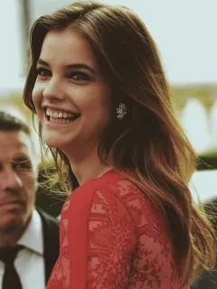 🍸 4a3c98e9 여자, 웃음, 빨간 드레스, 갈색 머리, 인물 사진, 사람 telegram sticker