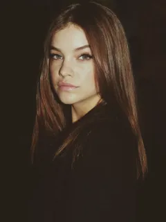 🌩 e878d30e 여자, 인물사진, 모델, 갈색 머리, 눈, 여성, 얼굴 telegram sticker