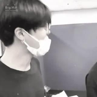 🎧 5c0bfe33 telegram sticker