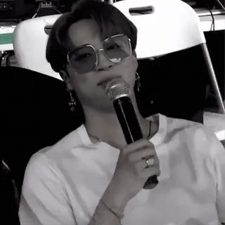 🎧 bb1c3392 Jimin kpop, idol, ca sĩ, micro, kính, BTS telegram sticker