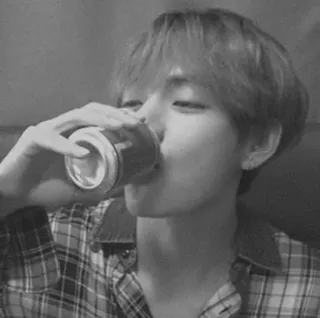 ☕️ 565b105e Kim Taehyung Kpop, BTS, V, певец, айдол whatsapp sticker