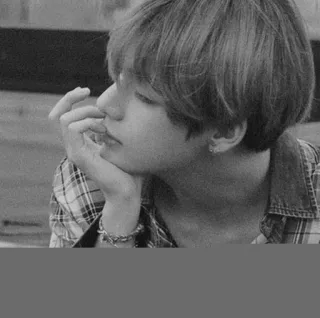 ➿ c2ffb7e4 V V, Ким Тэхён, BTS, K-pop, Музыка, Певец, Корейский whatsapp sticker