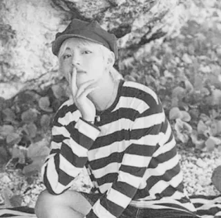 ➿ ce8d61d9 мужчина, портрет, человек, черно-белый, в полоску whatsapp sticker