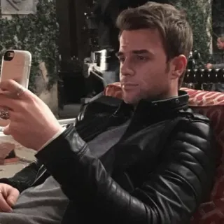 🚩 b4ec31ba Mann, Selfie, Lederjacke, Innenraum whatsapp sticker