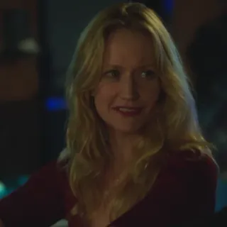 🎋 a6dcceff ผู้หญิง, ผมบลอนด์, ยิ้ม, คน, ภาพเหมือน telegram sticker