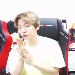 🍯 00c109d8 telegram sticker