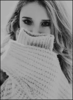 ◾️ 9ec17c24 vrouw, trui, portret, ogen, kleding, mode whatsapp sticker