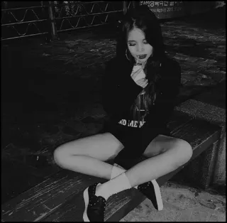 ◾️ a70c17e8 SEND ME NUDES Meme, Humor, Sarcasme, Grap, Aanstootgevend whatsapp sticker