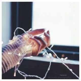 ✨ 1a3f80f4 Topcaptured
Nada Ali photography hand, lights, photography, window telegram sticker