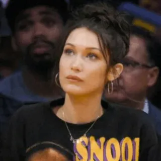 🍿 298b56c6 SNOOP Bella Hadid, celebrity, woman, model, Snoop telegram sticker