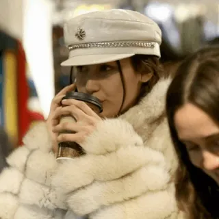 💡 e8760ac2 woman, fur coat, coffee, hat, fashion, winter telegram sticker