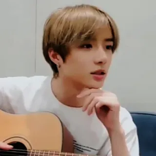 🐻 0e22c896 Gitarre, Musik, Musiker, Porträt, Mann, Person, Instrument whatsapp sticker