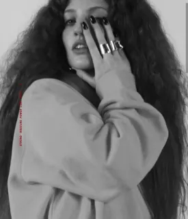 🌈 5246f373 STRONG INSECURE POWER SUPER ผู้หญิง, ภาพเหมือน, ขาวดำ, ผมหยิก, เครื่องประดับ, แฟชั่น, ความงาม telegram sticker