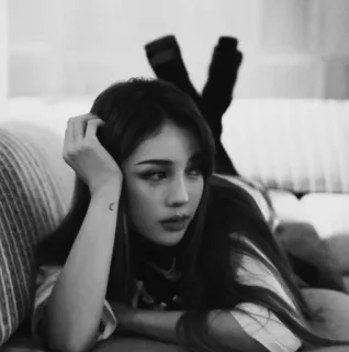 🥀 87849460 woman, portrait, resting, laying down, couch telegram sticker