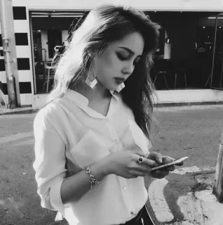 🌚 a500ed23 woman, girl, person, outdoors, street, city telegram sticker