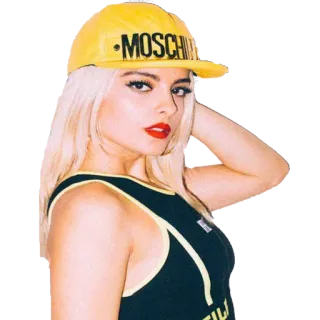 🤠 437524fb MOSCHINO 女人, 名人, Bebe Rexha, 帽子, 时尚, 模特 telegram sticker