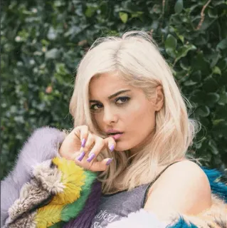 😕 2da4003b Simplified Social
Media woman, blonde, portrait, fashion, beauty telegram sticker