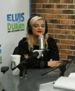 🐝 bb477d96 Elvis Duran and the Morning Show ELVIS DURAN AND THE MORNING SHOW Radio, Chương trình, Buổi sáng, Giải trí, Âm nhạc telegram sticker