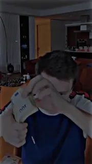 😍 68762032 100 telegram sticker