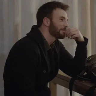 🦇 6b6ab13b mężczyzna, osoba, portret, brodaty, aktor, uśmiechnięty telegram sticker