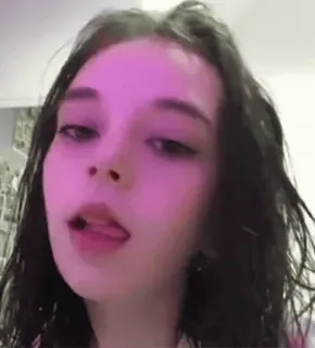 💋 8f97cb0f 女人, 女孩, 肖像, 脸, 青少年, 年轻 telegram sticker