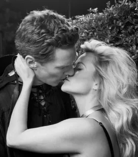 😍 07702fc9 berciuman, romantis, pasangan, kasih sayang, cinta, hitam putih telegram sticker