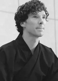 😅 3844e9c9 pria, rambut keriting, hitam putih, potret, aktor telegram sticker