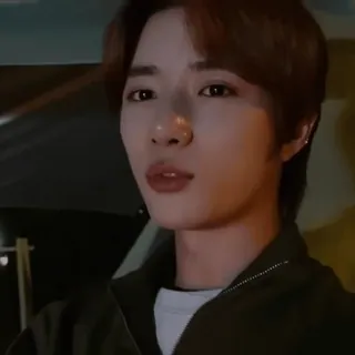 🥭 fb30f03c whatsapp sticker