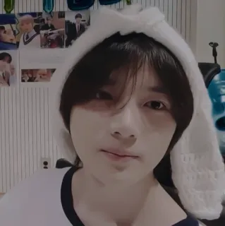 📦 7f722ad4 whatsapp sticker