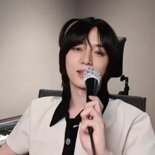 🐈‍⬛️ d7f9e802 telegram sticker