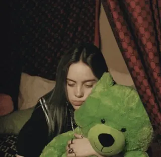 💚 6a0e1d59 Billie Eilish billie eilish, chanteuse, musicien, célébrité, vert, nounours telegram sticker