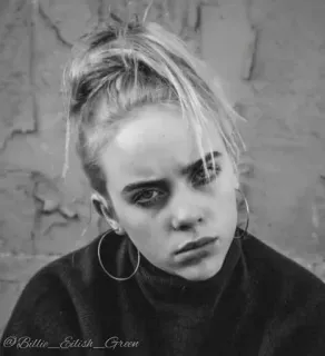 💚 cdd1f6f8 Billie Eilish @Billie_Eilish_Green chanteur, célébrité, musique, pop, monochrome, femme telegram sticker