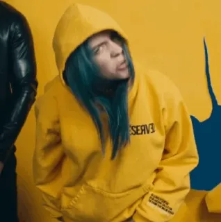 ✨ a67c4cc5 Billie Eilish SERVE Billie Eilish, sudadera amarilla, cantante, música whatsapp sticker