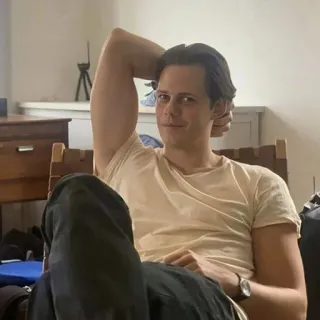 🔗 3b4e7a4a telegram sticker